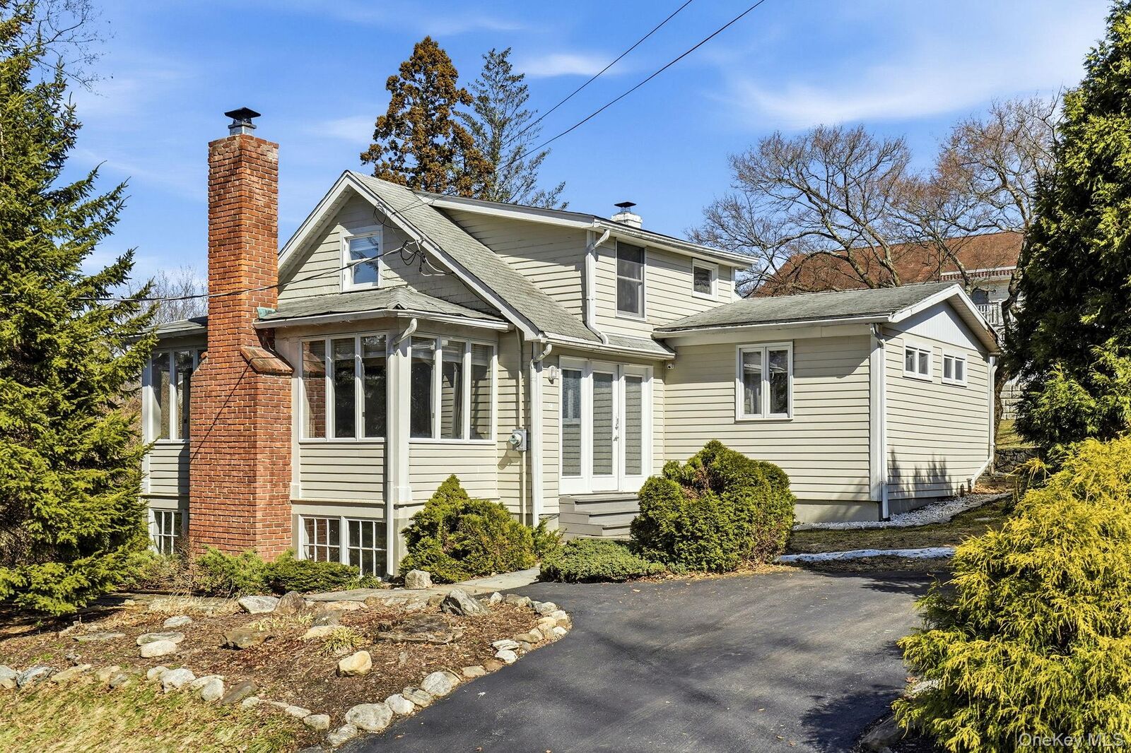 Property Photo:  9 Cottage Grove Avenue  NY 10594 