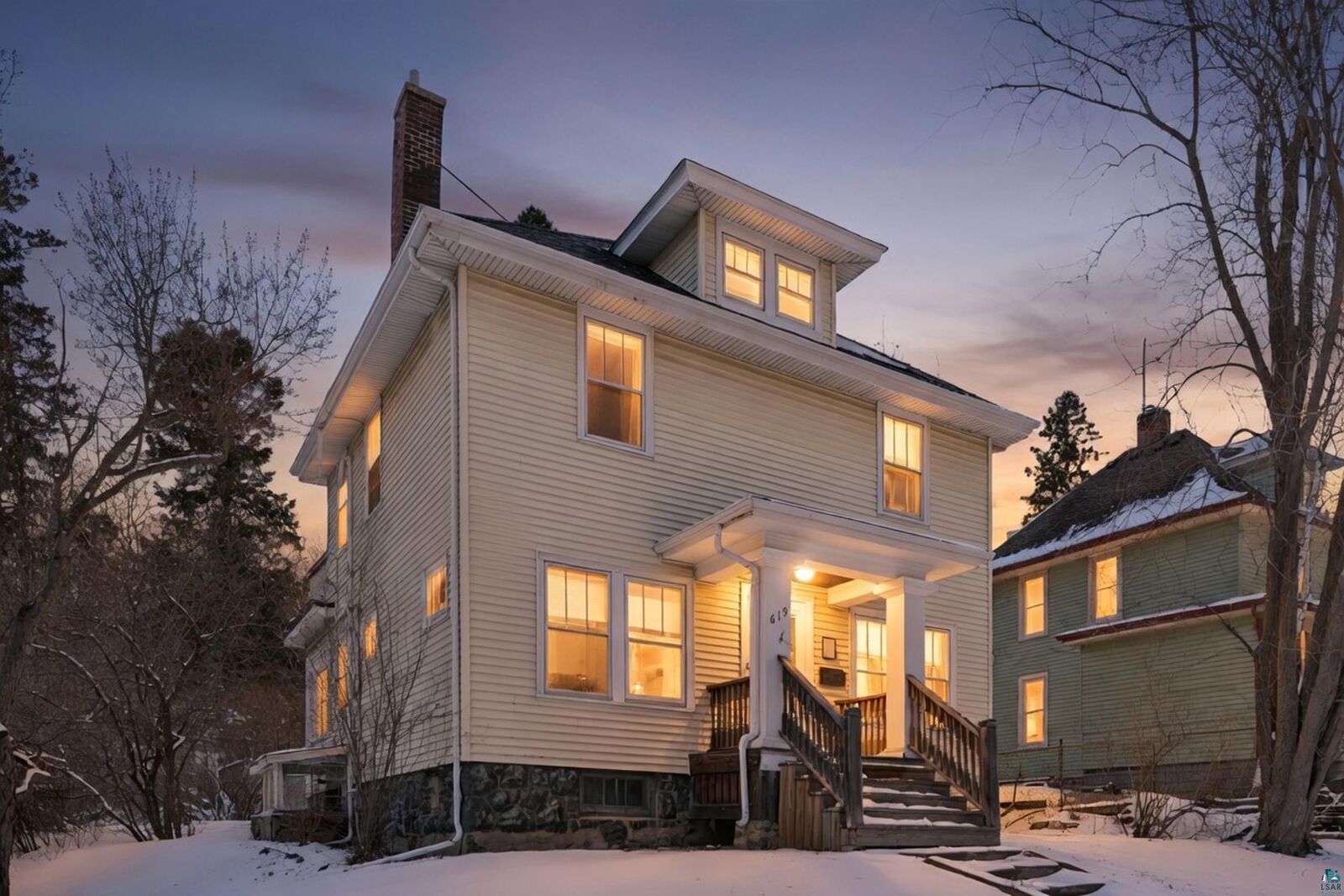 Property Photo:  619 Woodland Ave  MN 55812 