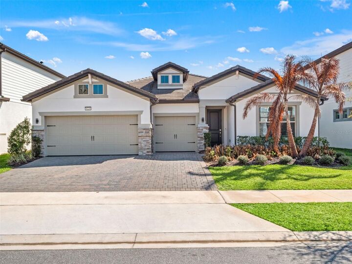 Property Photo:  9225 Hanging Vine Court  FL 32836 