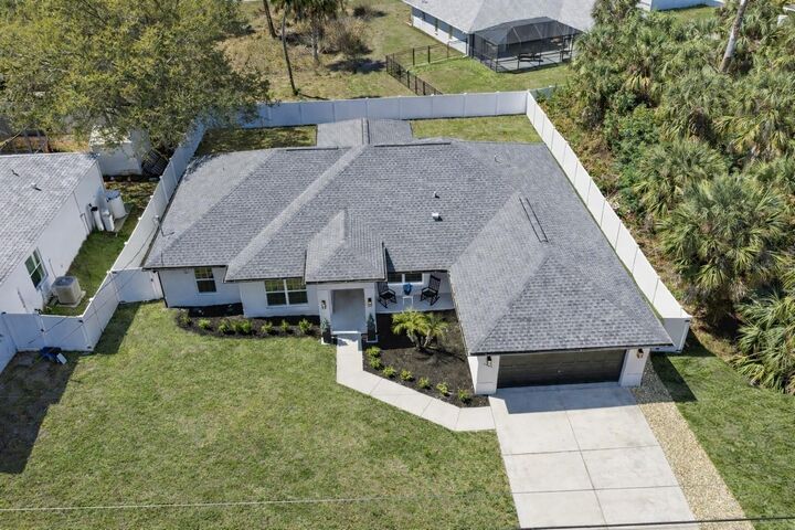 Property Photo: 5045 Kenvil Drive FL 34288