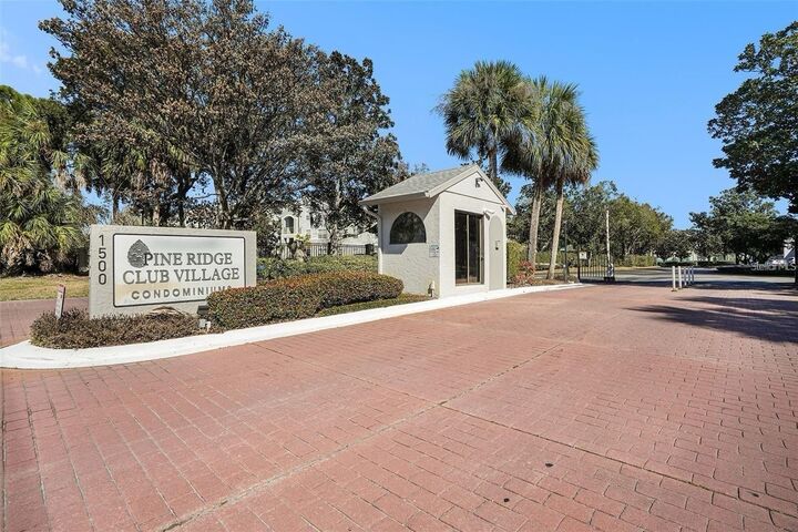 Property Photo:  1512 S Pine Ridge Circle 12  FL 32773 