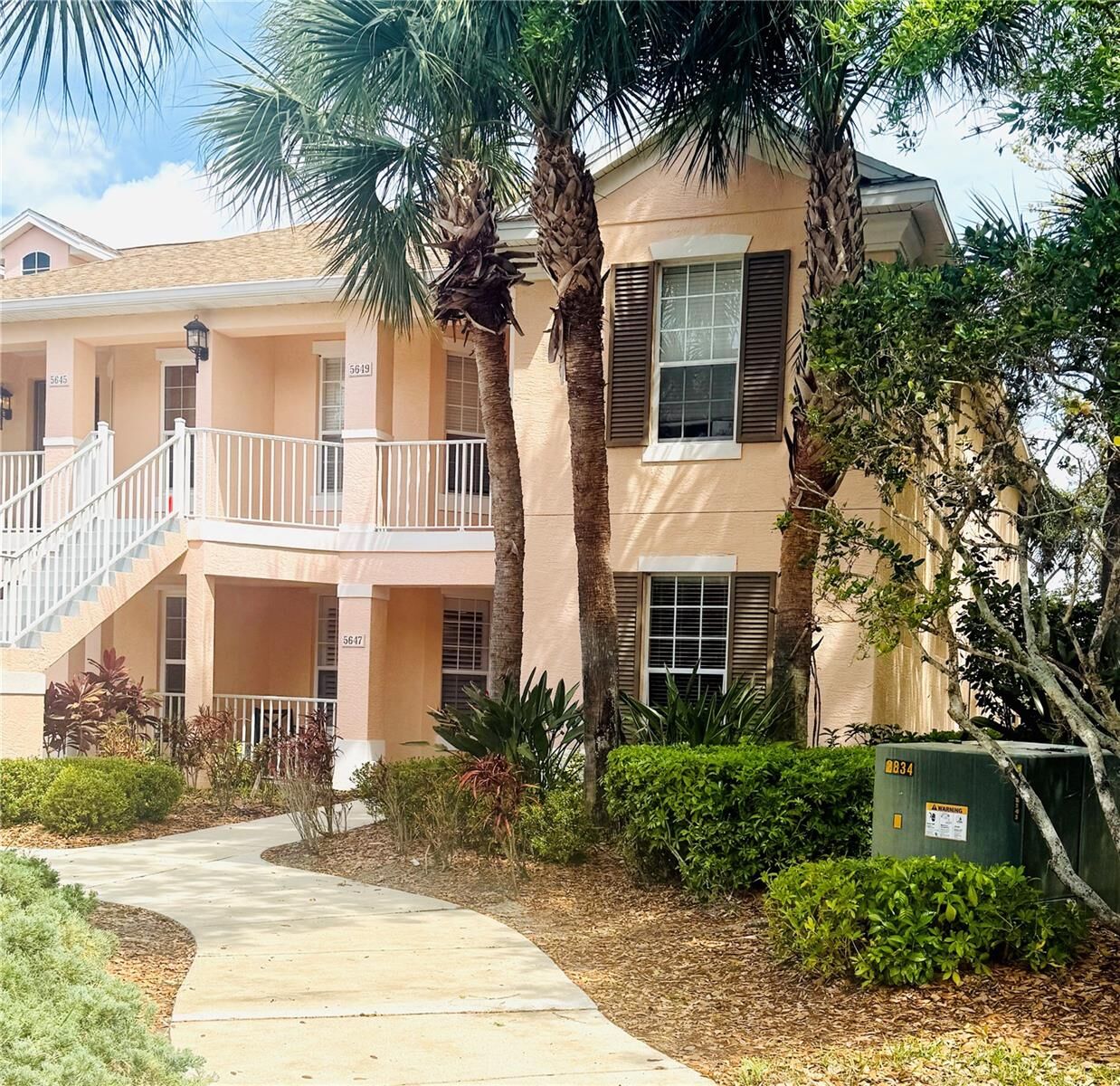 Property Photo: 5647 Key Largo Court C-07 FL 34203