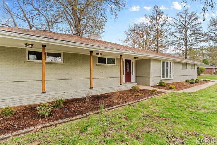 Property Photo:  26 Castle Drive  MO 63034 