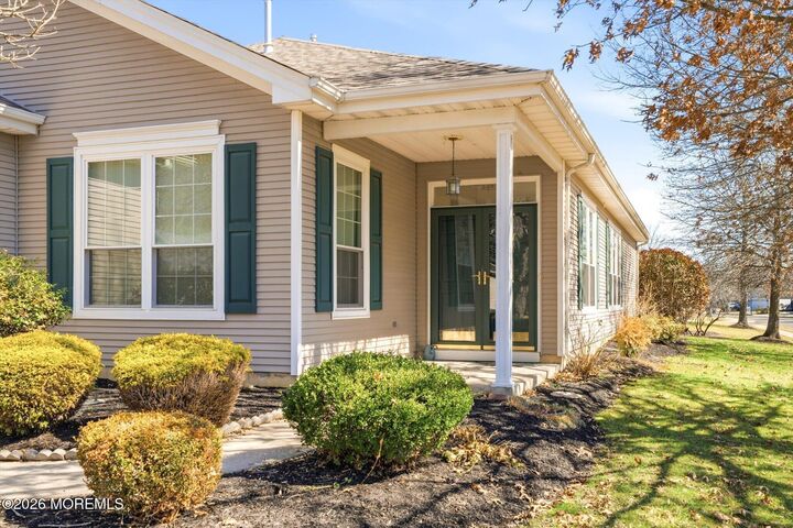 Property Photo:  31 Harrington Drive  NJ 08022 