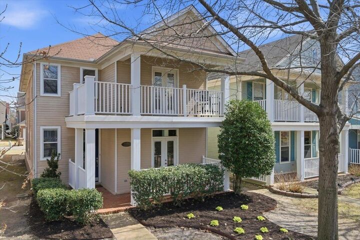 Property Photo:  1370 E Island Pl  TN 38103 