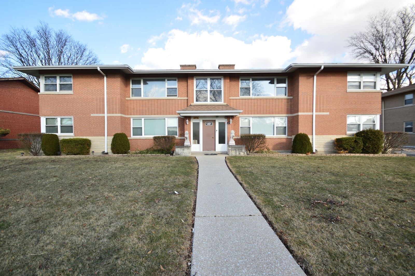 Property Photo:  1461 Balmoral Avenue 1N  IL 60154 