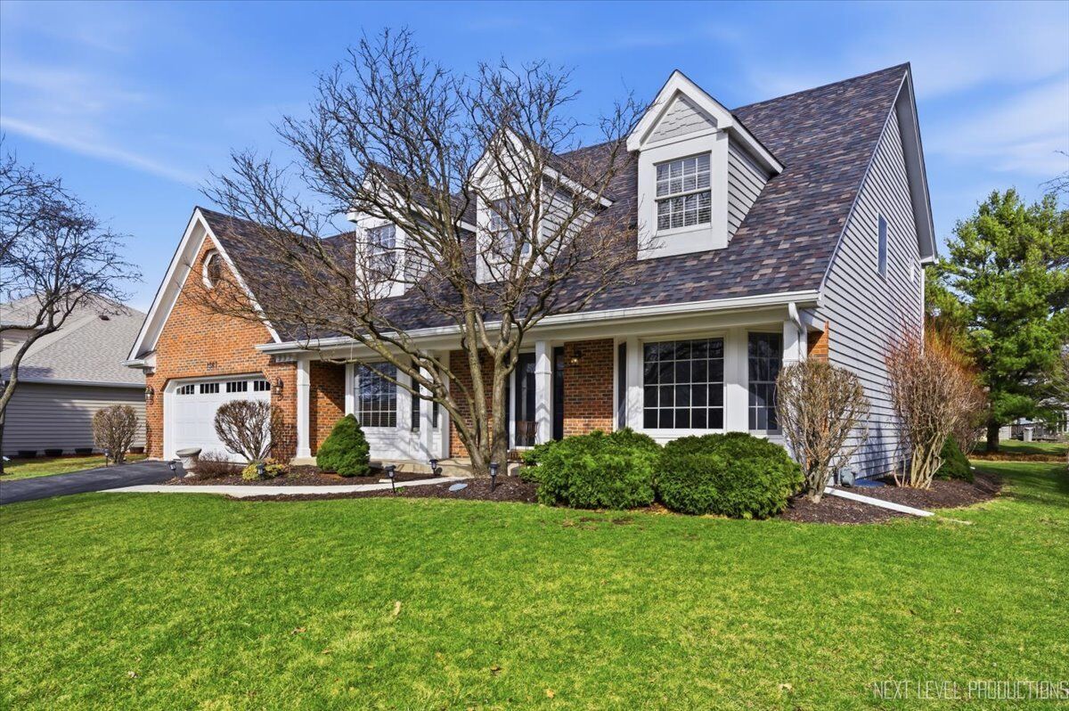 Property Photo: 1367 Saxon Lane IL 60564