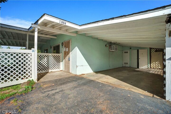Property Photo: 1006 N Orange CA 92028