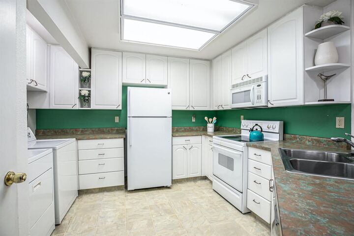 Property Photo:  2705 Woodridge Court  CA 95667 