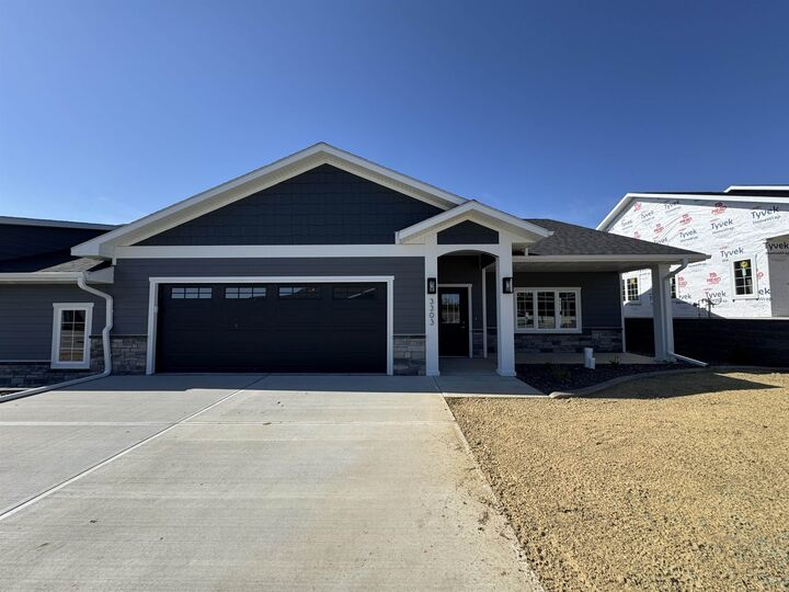 Property Photo:  3303 Stonebrook Ln  NE 68701 