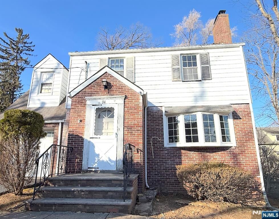 Property Photo:  34 Howard Street  NJ 07044 