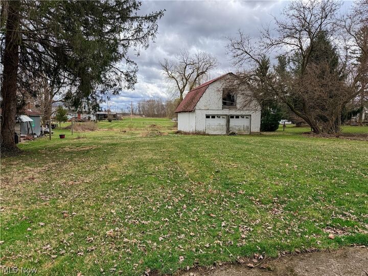 Property Photo:  250 Greeley Street  OH 44287 