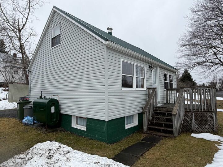 Property Photo: 6144 Highway 4 NS B2H 5C4