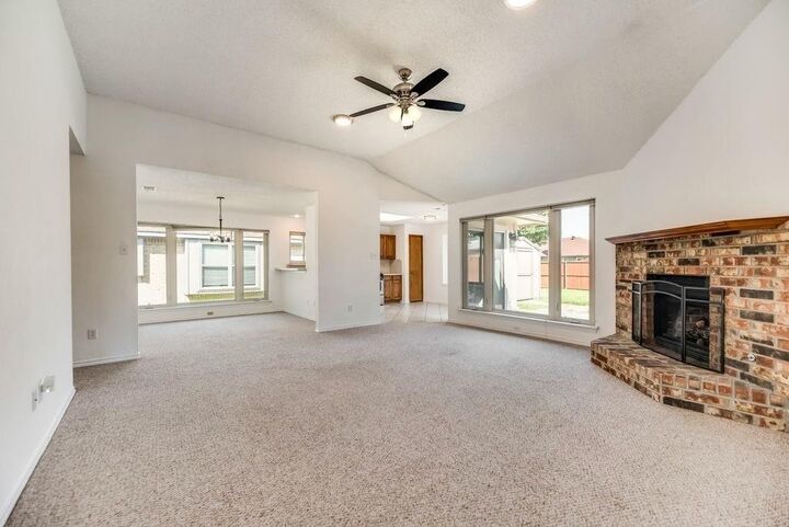 Photo de la propriété: 2031 Lansdown Drive TX 75010