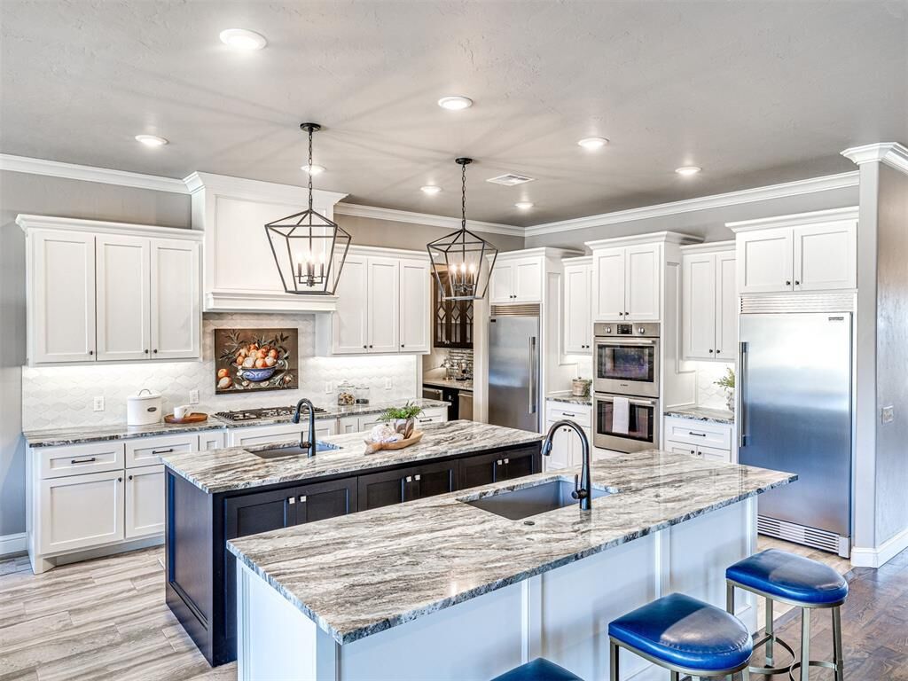 Property Photo:  11601 Piazza Way  OK 73007 