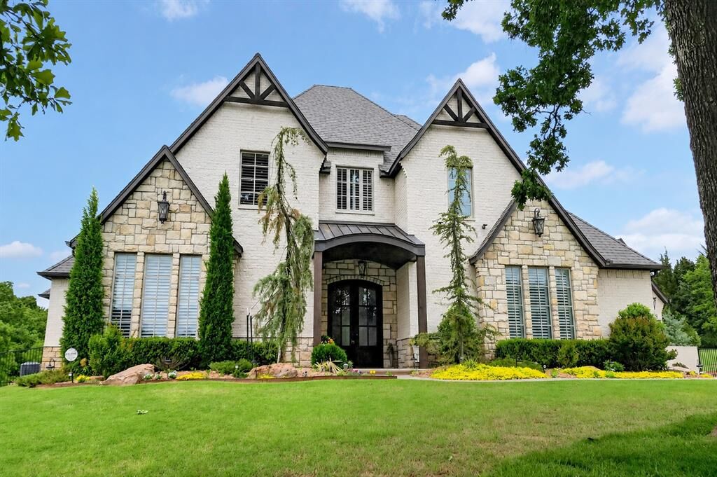 Property Photo:  11601 Piazza Way  OK 73007 