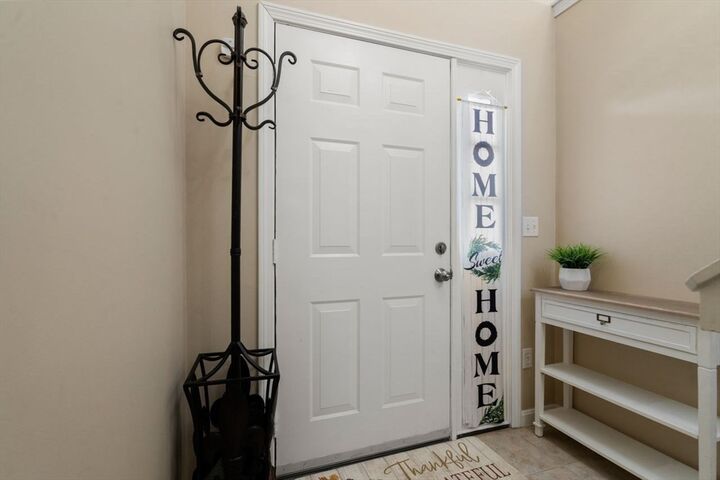 Property Photo:  70 Moreland Green Dr  MA 01609 