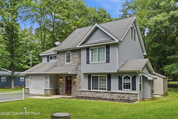 Property Photo:  33 Sassafras Road  PA 18210 