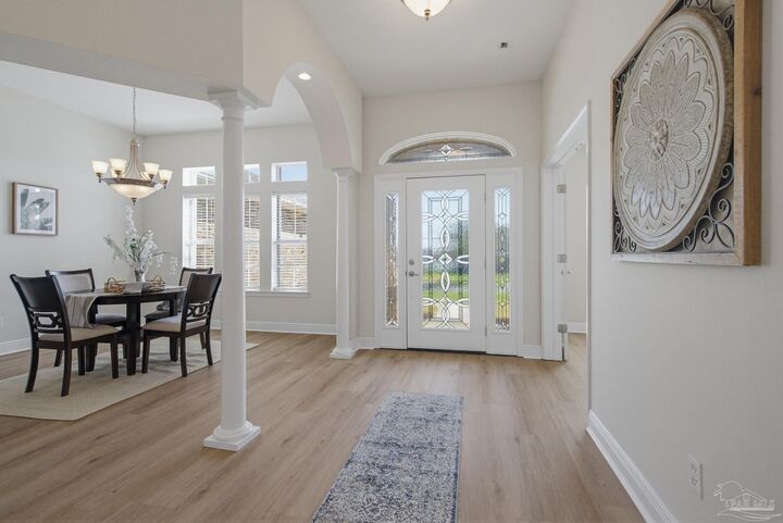 Property Photo: 5642 Highland Lake Dr FL 32583