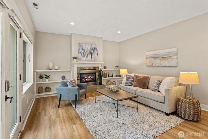 Property Photo: 4618 S 140th Street WA 98168