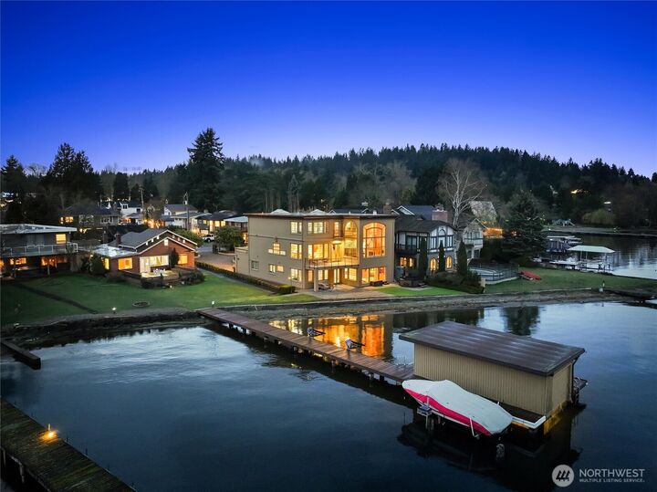 Property Photo:  4728 NE 172nd Street  WA 98155 