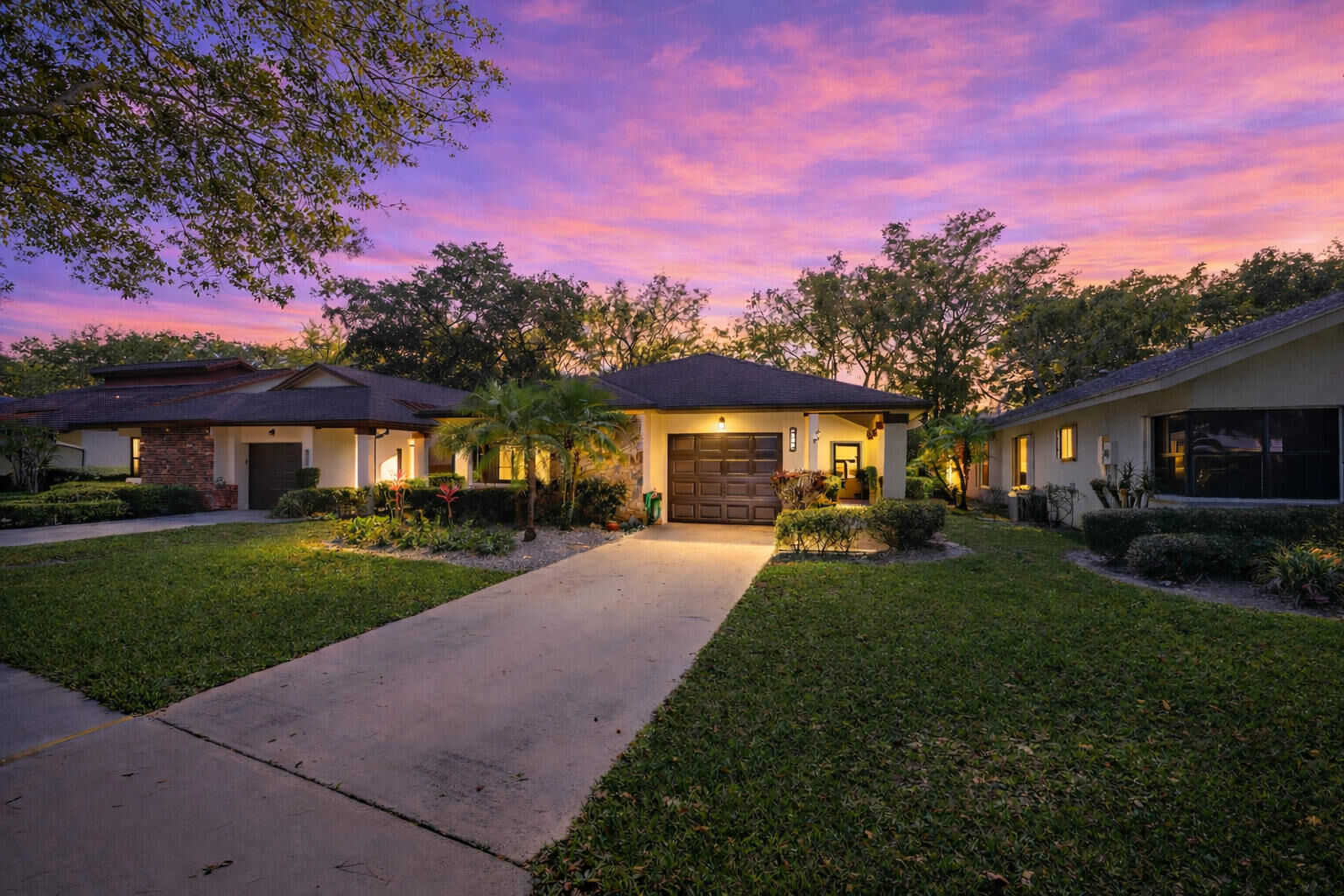 Property Photo:  4764 Boxwood Circle  FL 33436 