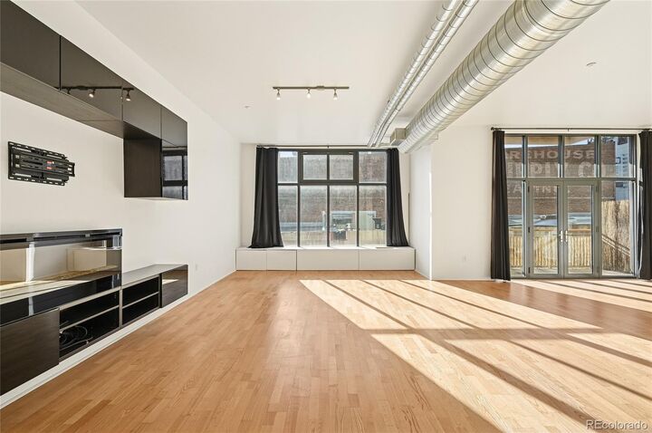 Property Photo:  3100 Huron Street 2C  CO 80202 