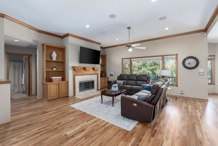 Property Photo:  8024 E Greenbriar Ct  KS 67226 