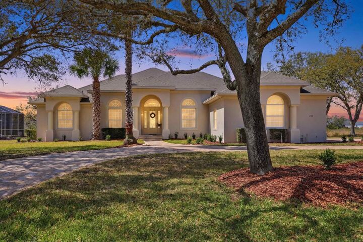 Property Photo: 249 Fiddlers Point Dr FL 32080