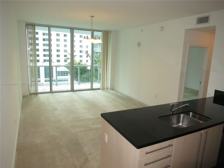 Property Photo: 1111 SW 1 Av 1118-N FL 33130