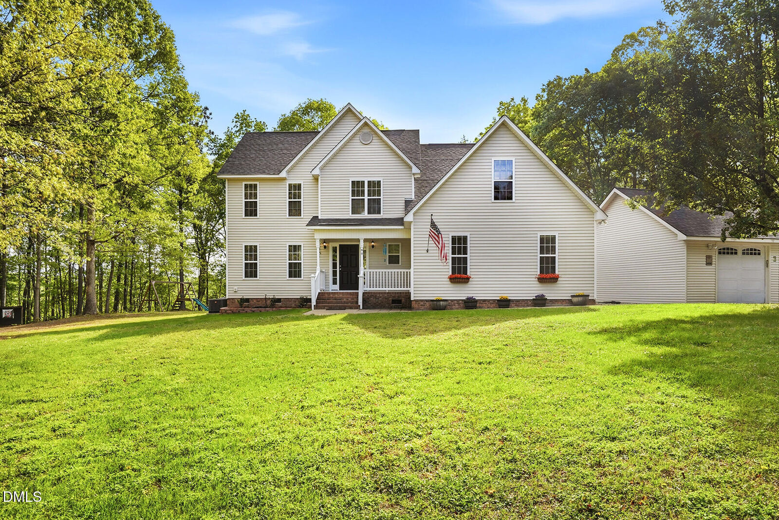 Property Photo:  90 Spring Leaf Lane  NC 27591 