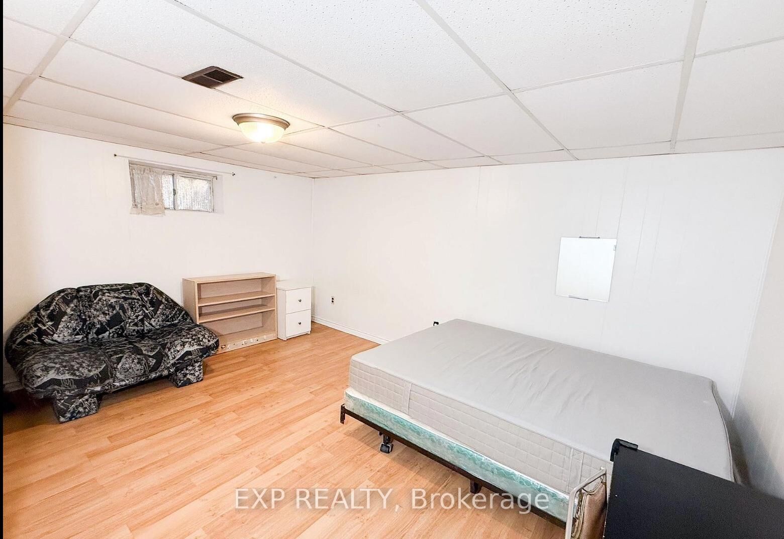 Photo de la propriété: 500 Drewry Avenue Basement Room 1 ON M2R 2L1
