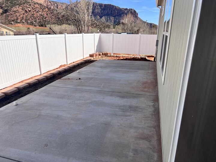 Property Photo:  447 E Newel Ave  UT 84784 