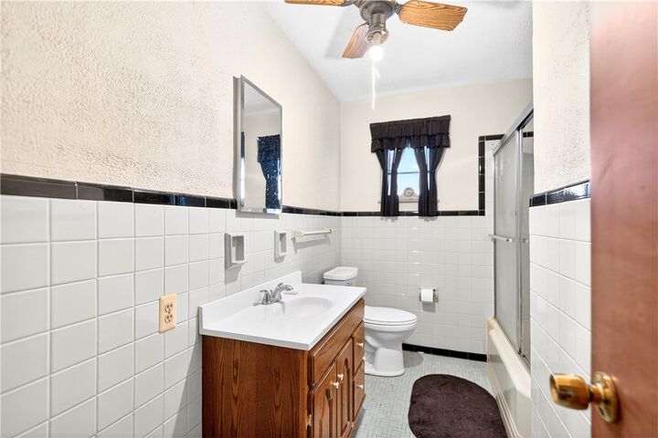 Property Photo:  21 Boyka Dr  PA 15332 