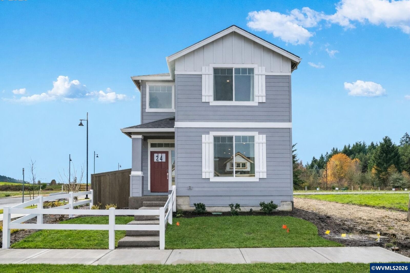 Property Photo:  7398 SE Madrone St  OR 97123 