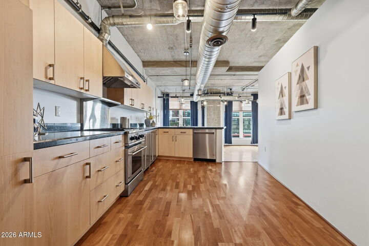 Property Photo:  21 E 6th Street 608  AZ 85281 
