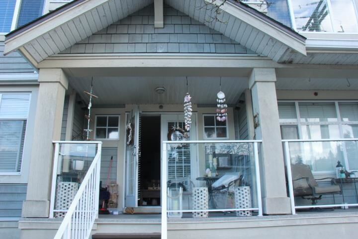 Property Photo: 15621 Marine Drive 205 BC V4B 1E1