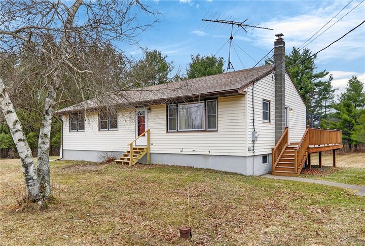 Property Photo:  1198 Spring Street Extension  NY 13073 