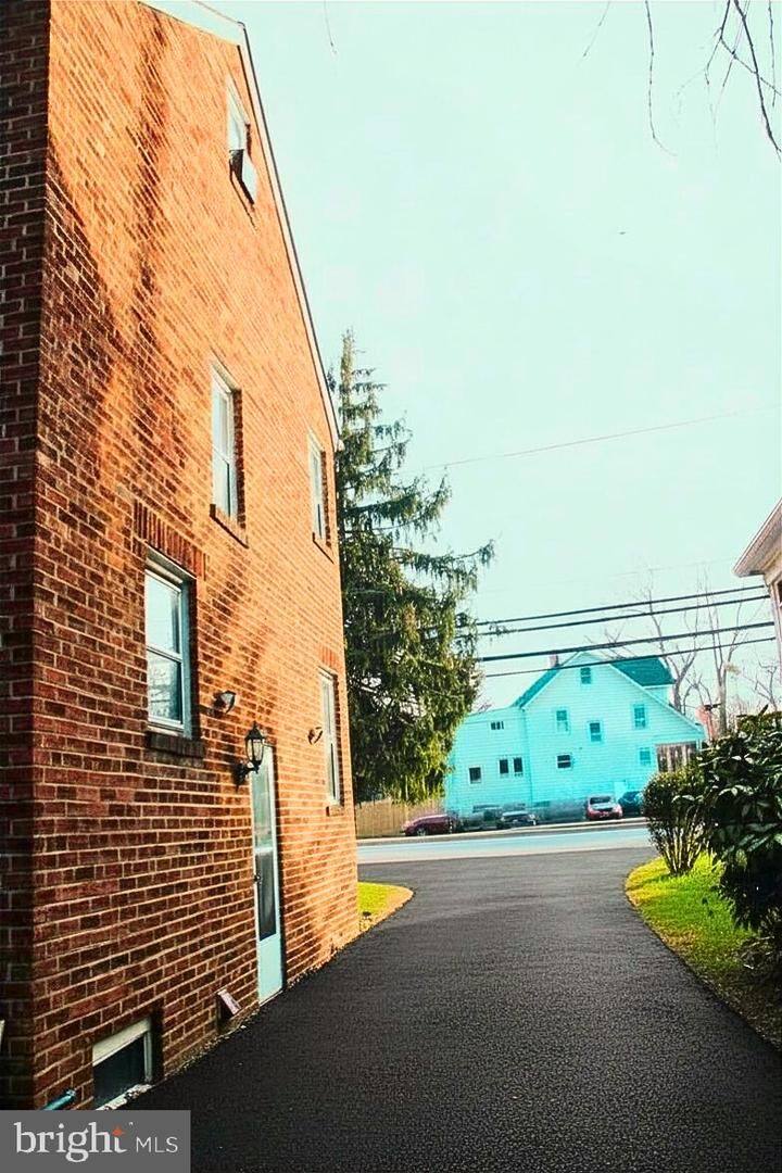 Property Photo:  4316 East-West Highway  MD 20782 