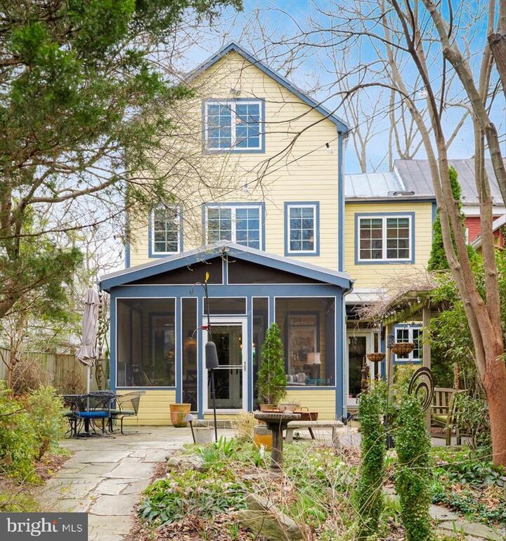 Property Photo: 307 W German Street WV 25443