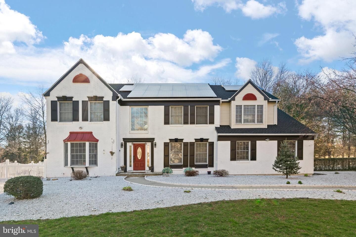 Property Photo:  14 Brookside Court  NJ 08512 