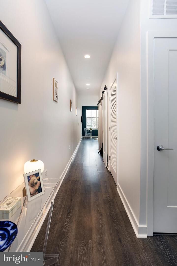 Property Photo:  141 West Street 201  MD 21401 