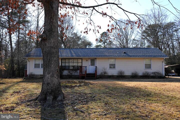 Property Photo:  8965 Riverside Road  MD 20662 