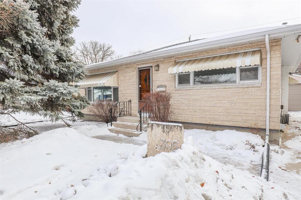 Photo de la propriété:  395 Linwood Street  MB R3J 2E2 