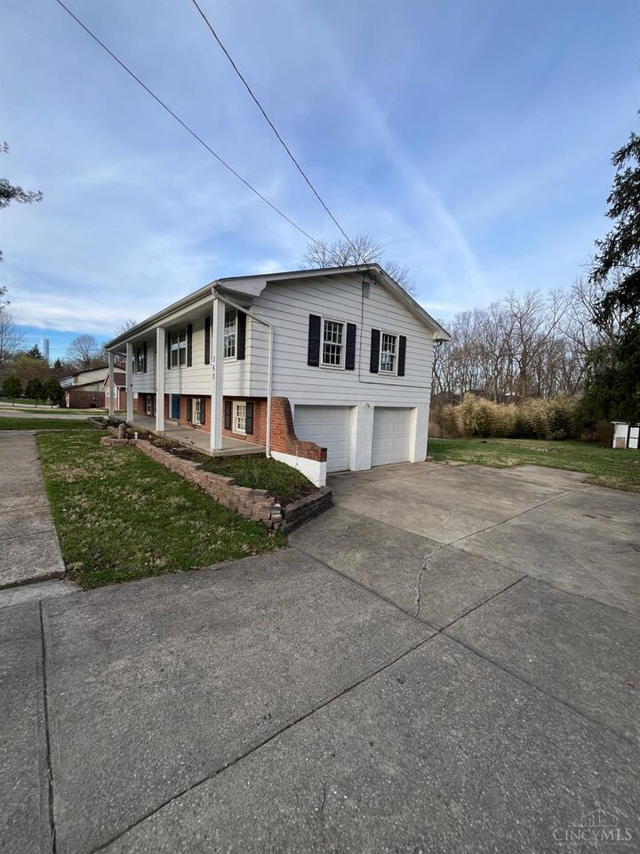Property Photo:  360 Britton Lane  OH 45050 
