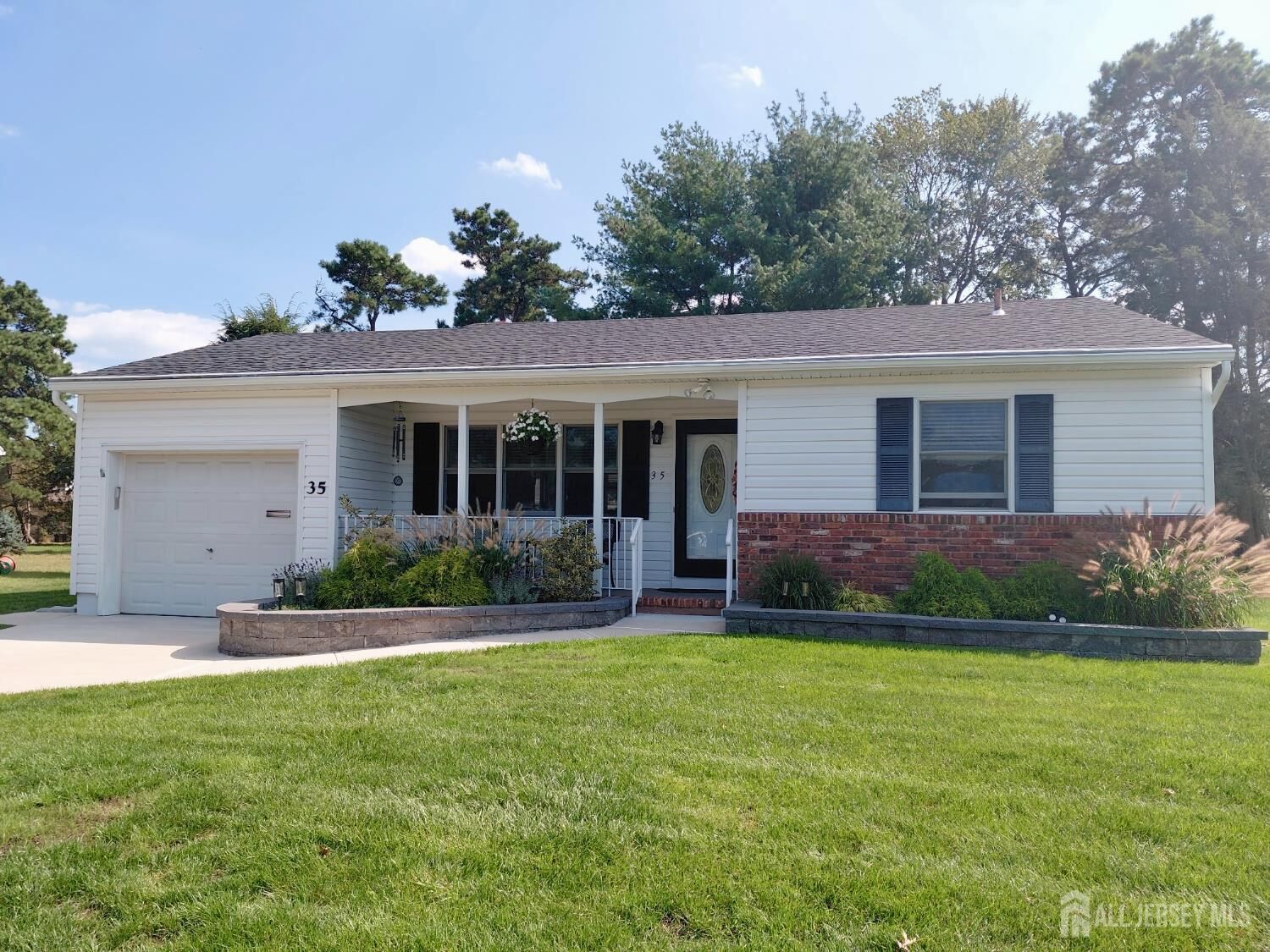 Property Photo:  35 Southampton Road  NJ 08757 