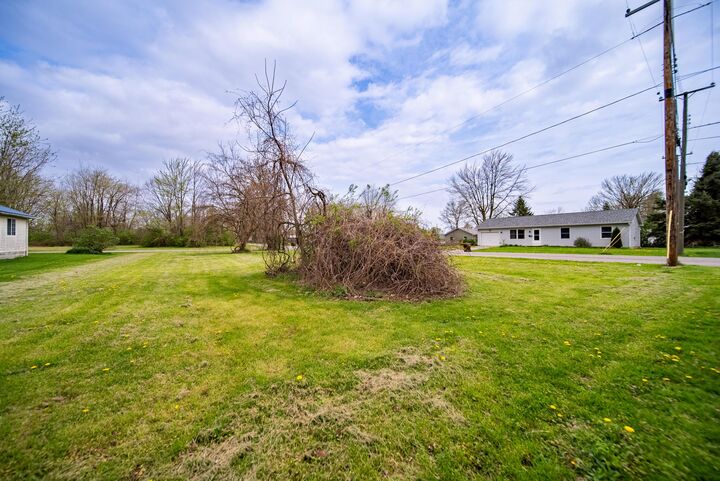 Property Photo: 0 N Barron Street OH 43326