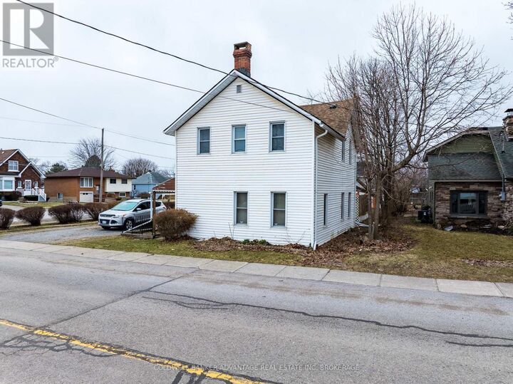Property Photo:  592 Fielden Avenue  ON L3K 4V4 