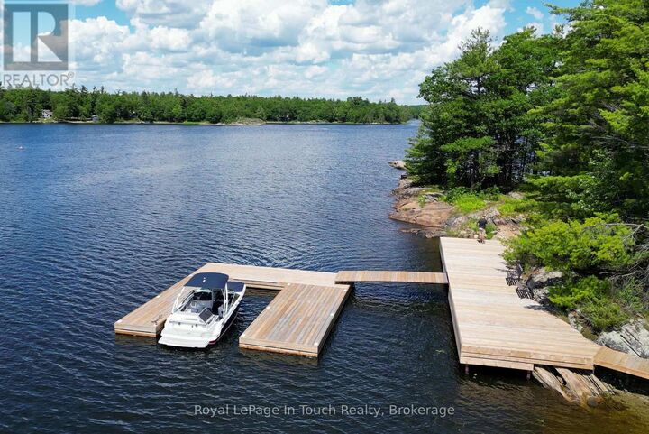 Property Photo: 2 Island 880 ON L0K 1S0
