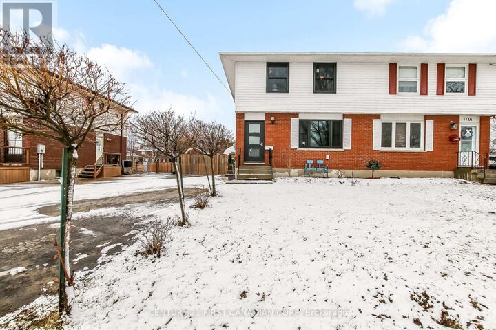 Photo de la propriété:  111B Symes Street  ON N0L 1M0 